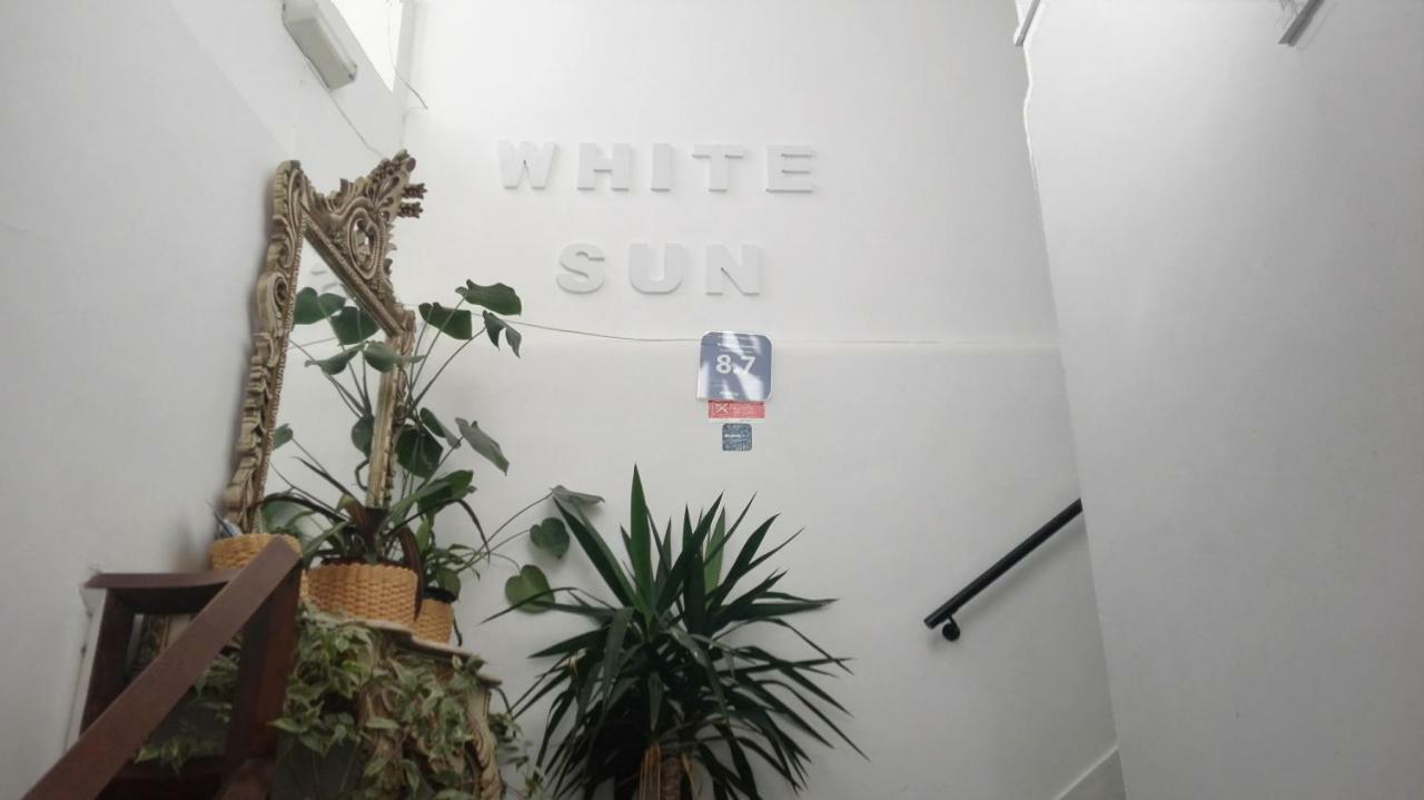 White Sun Hostel Lagos Dış mekan fotoğraf